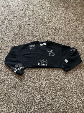 JK Attire Art‎ of War Cropped Graphic Sweatshirt Size Small